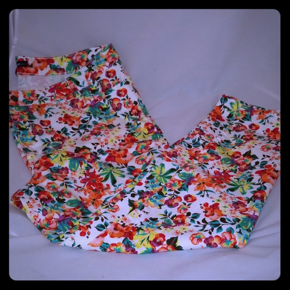 Denim 24/7  Floral Denim Pants